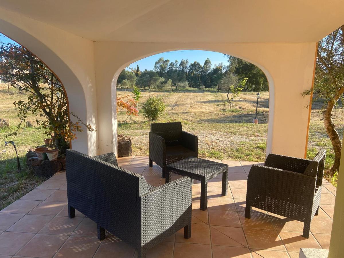 Villa Grecale Cala Liberotto Eksteriør billede