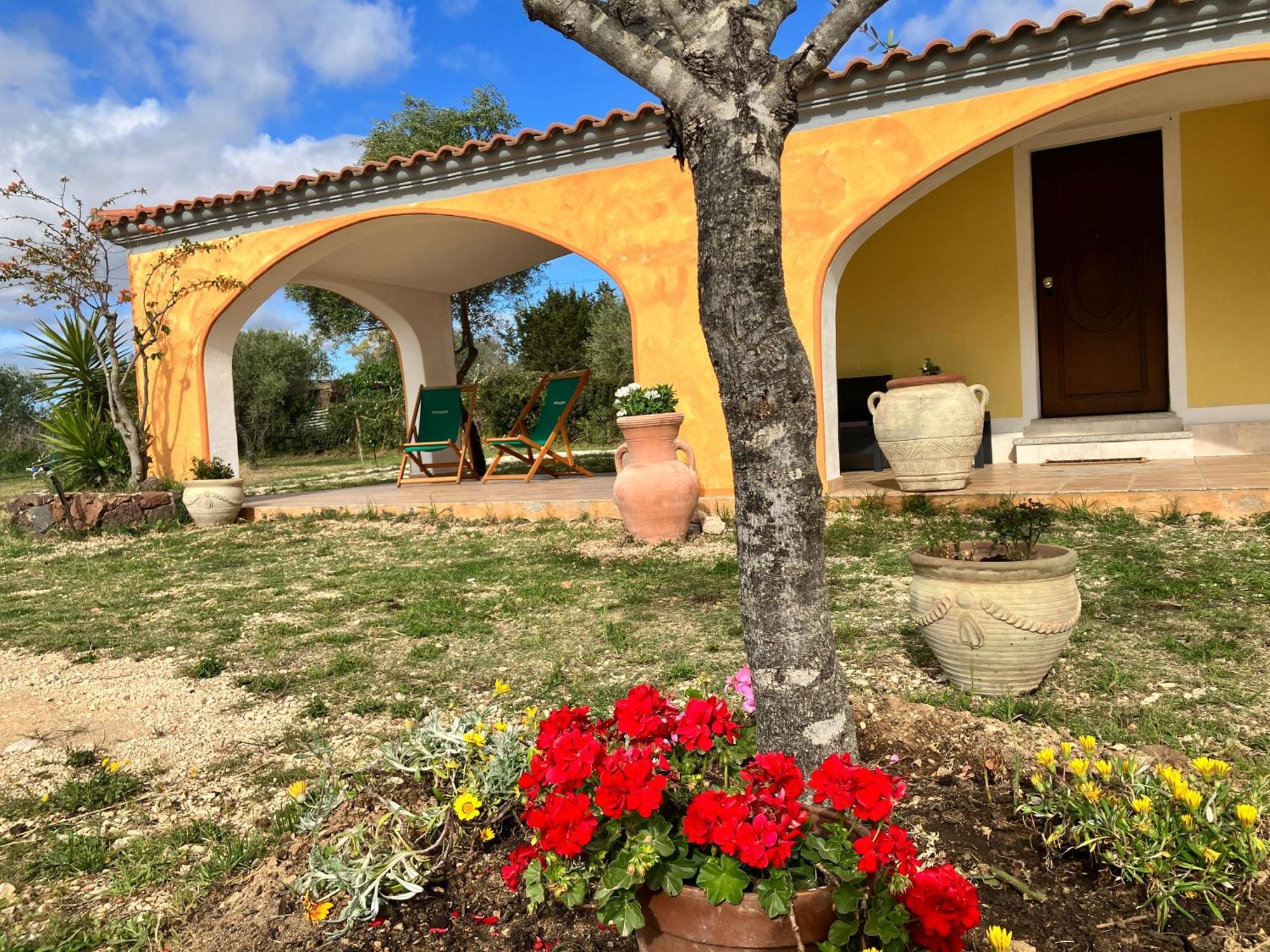 Villa Grecale Cala Liberotto Eksteriør billede